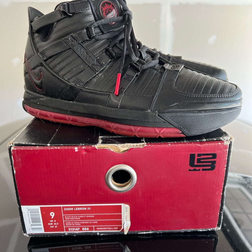🛑SOLD🛑 Men's Zoom LeBron III - Black - Varsity Crimson - Size 9 - Picture 4 of 4